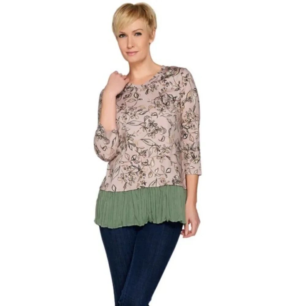 NWOT LOGO by Lori Goldstein Cotton Modal Printed Top w/ Broomstick Hem | Size S